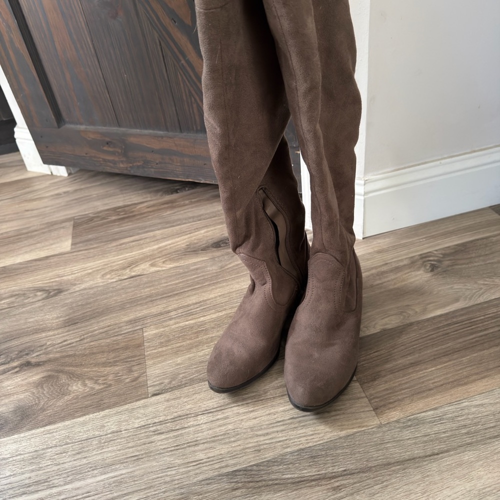 Brown Suede Knee-High Women's Boots
